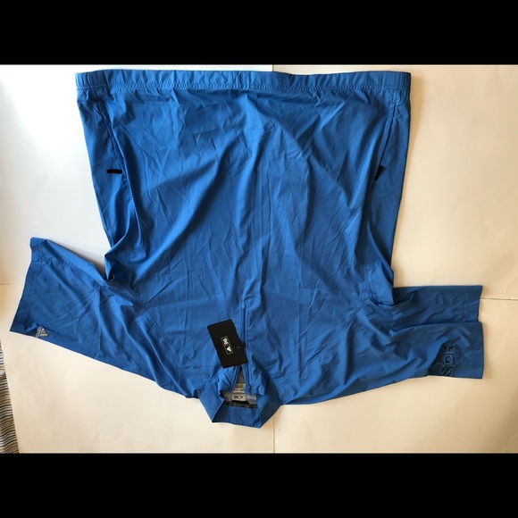 adidas Other - Adidas golf half zip pullover wind breaker